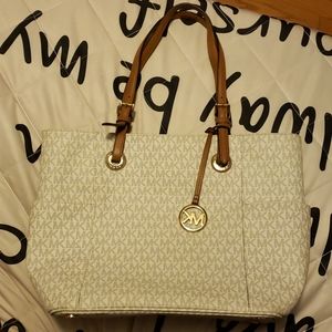 Michael Kors white leather purse
